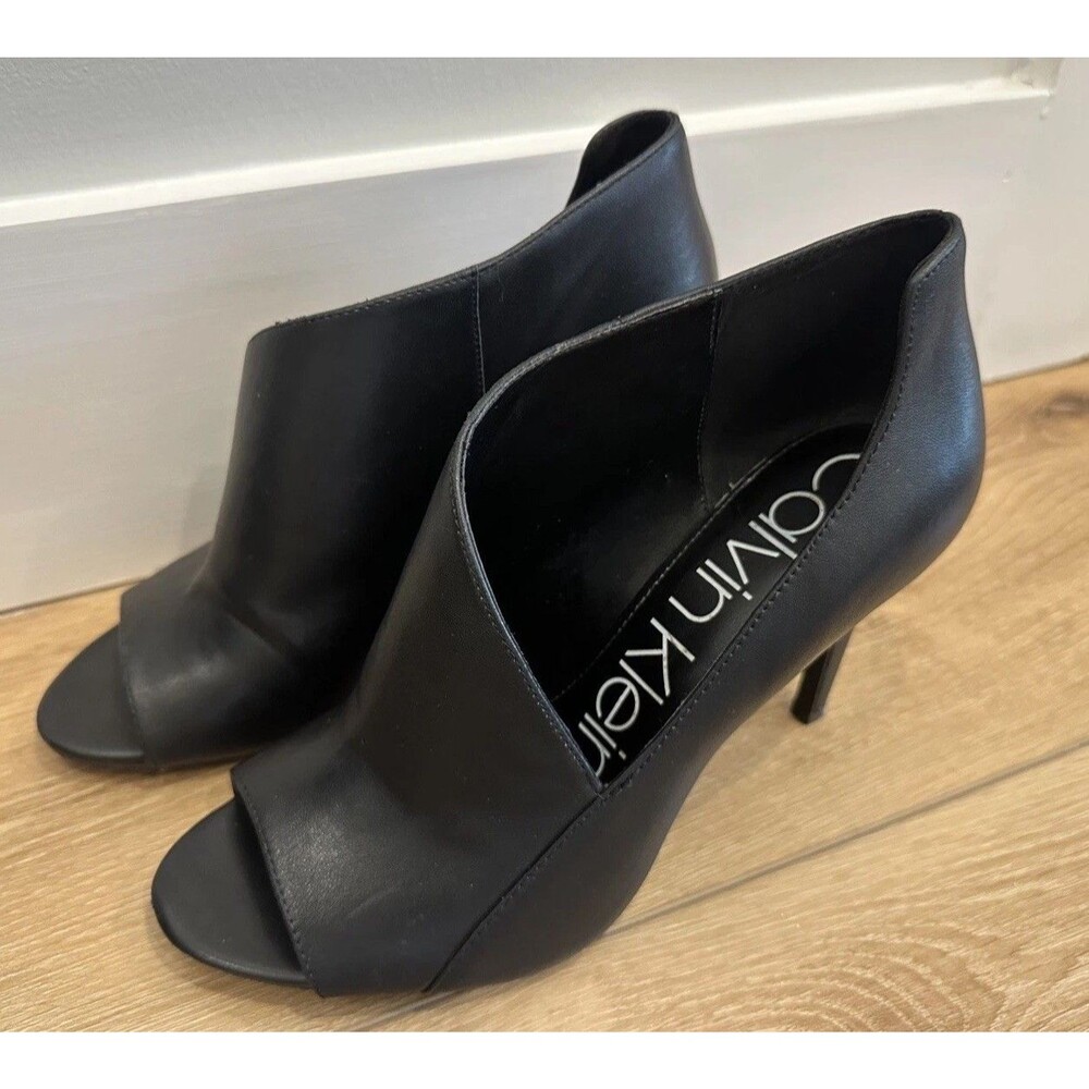 Women’s Calvin Klein Nastassia Stiletto Peep Toe Sandal Heels Black Size 9 EUC!